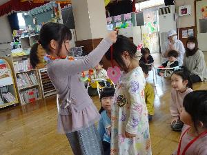 在園児にプレゼント