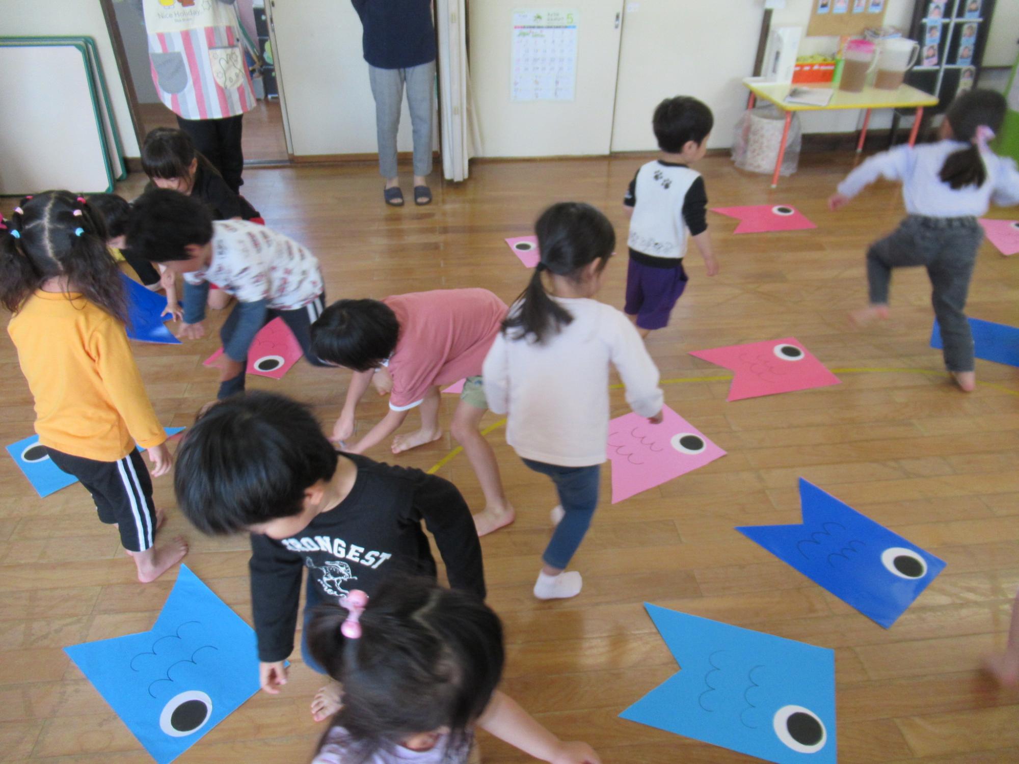 こいのぼりめくりゲーム