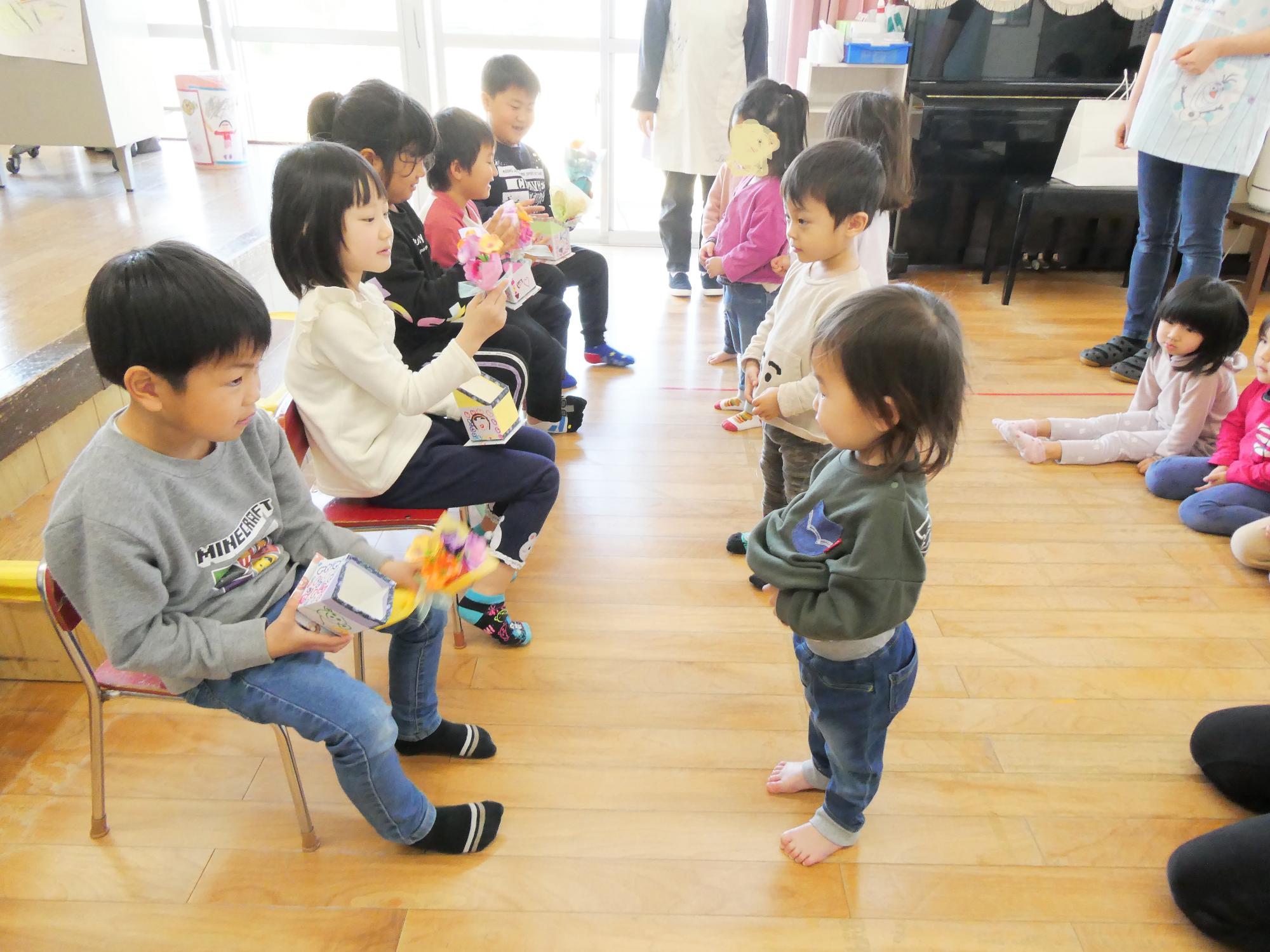 プレゼント渡し