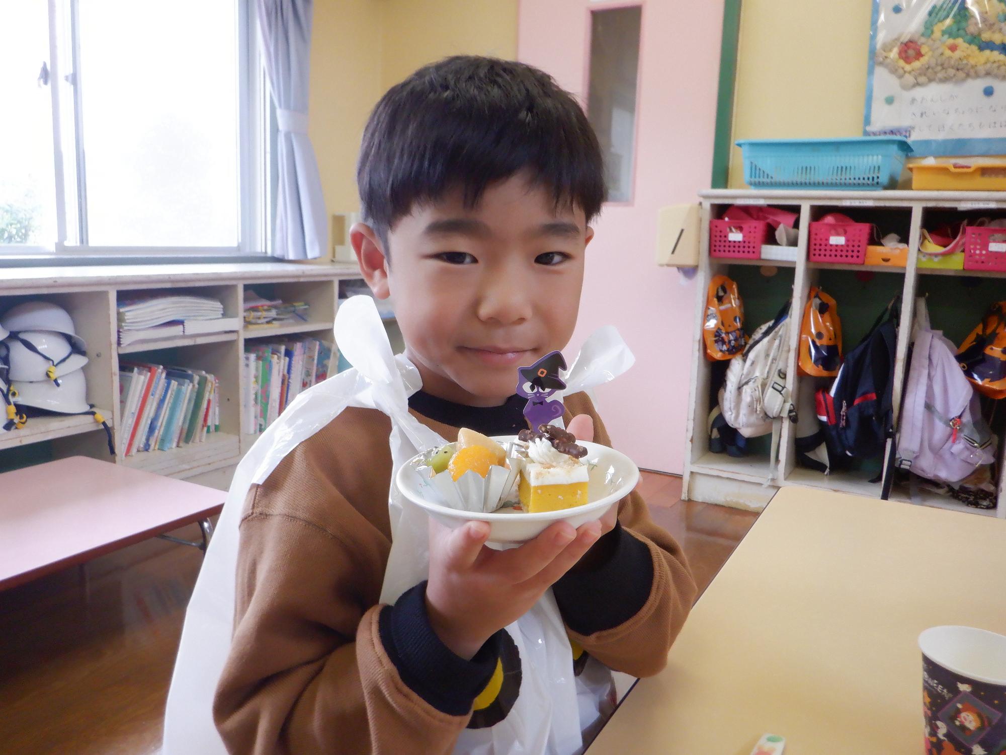 ハロウィン仮装お菓子ケーキ