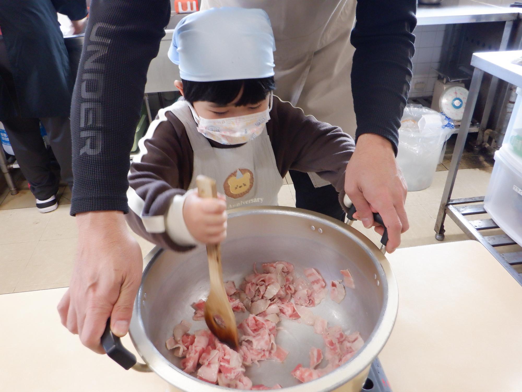 肉炒め