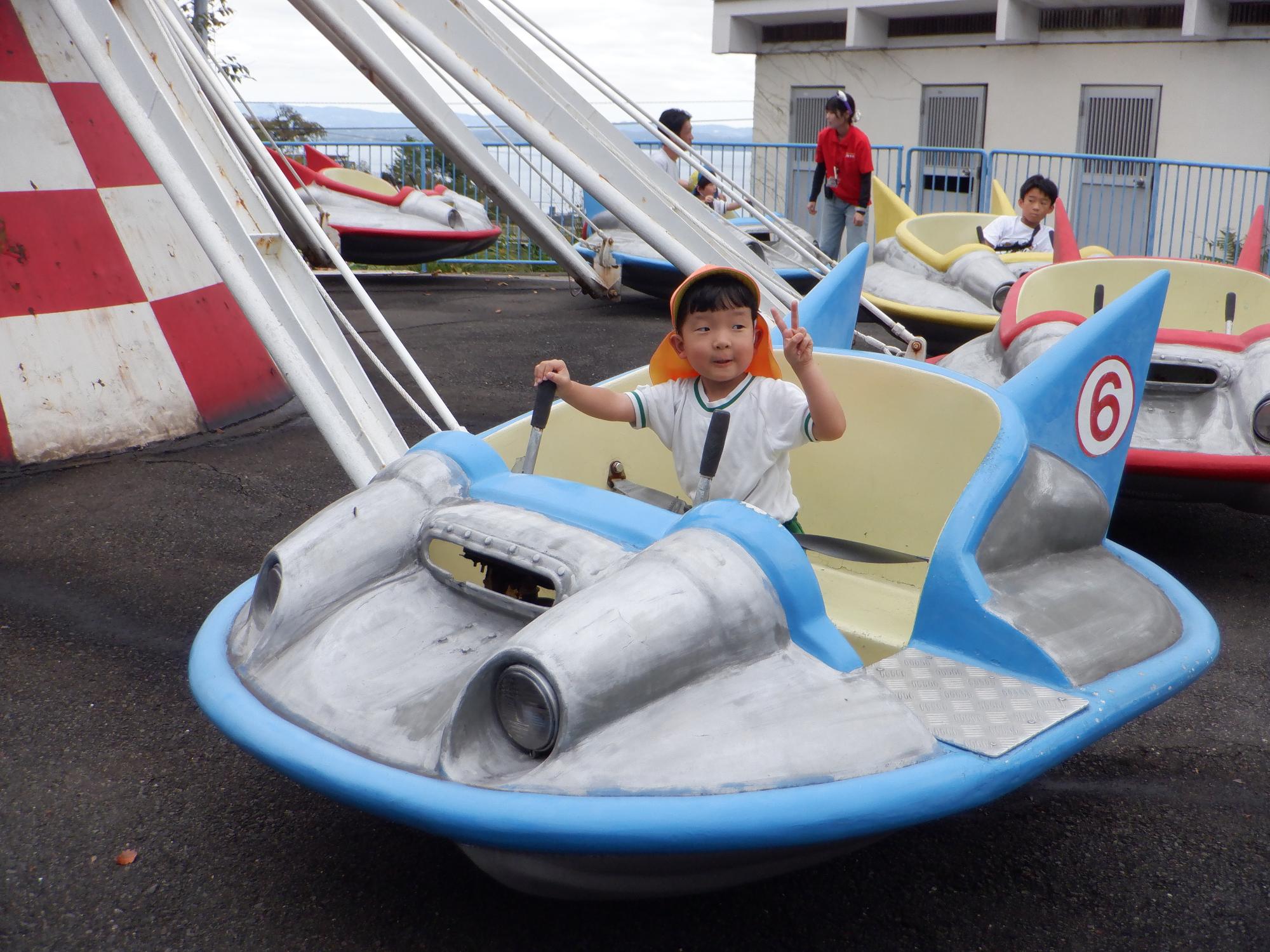 3歳児さんカッコイイ飛行機