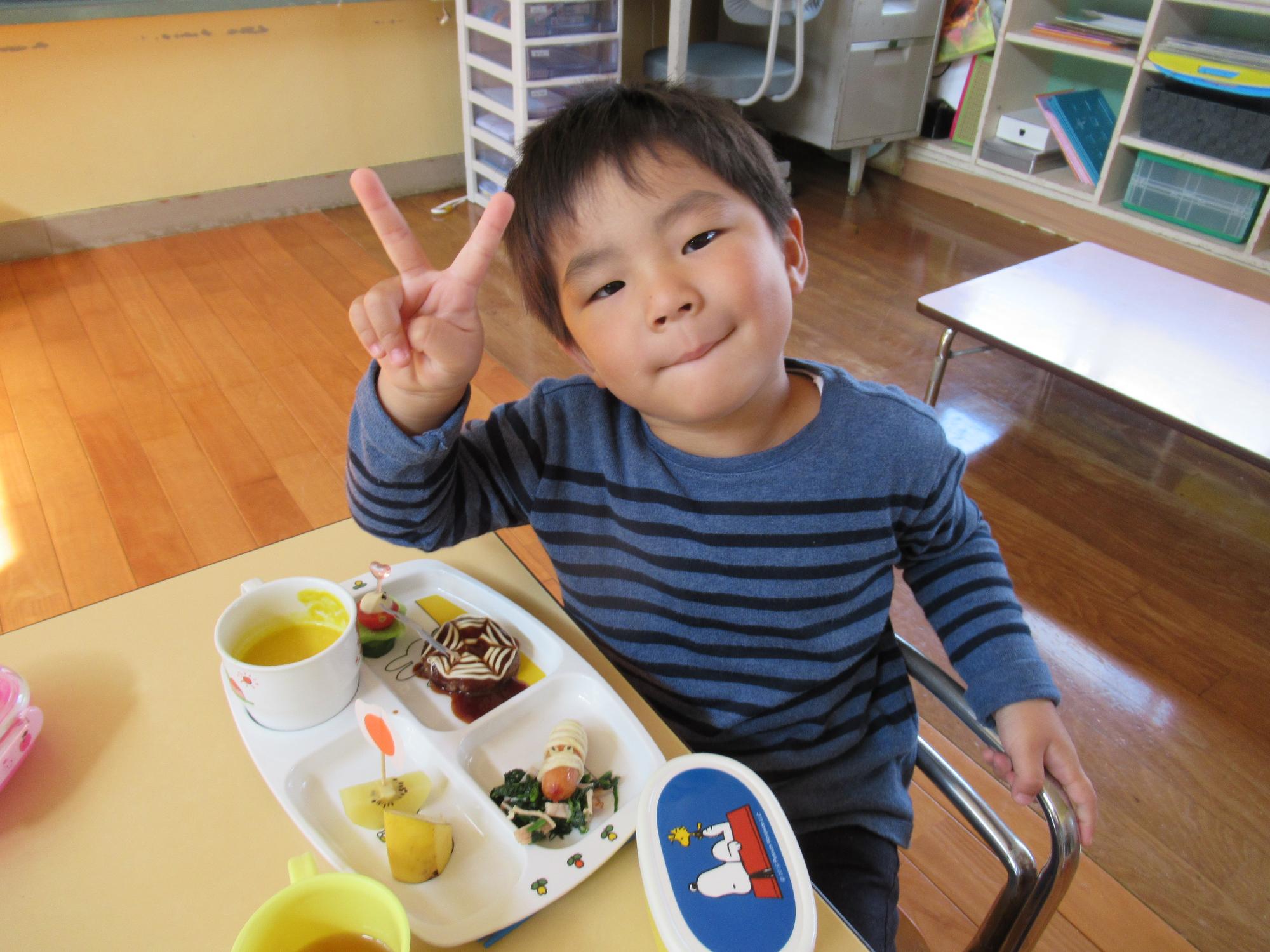 給食のランチプレート