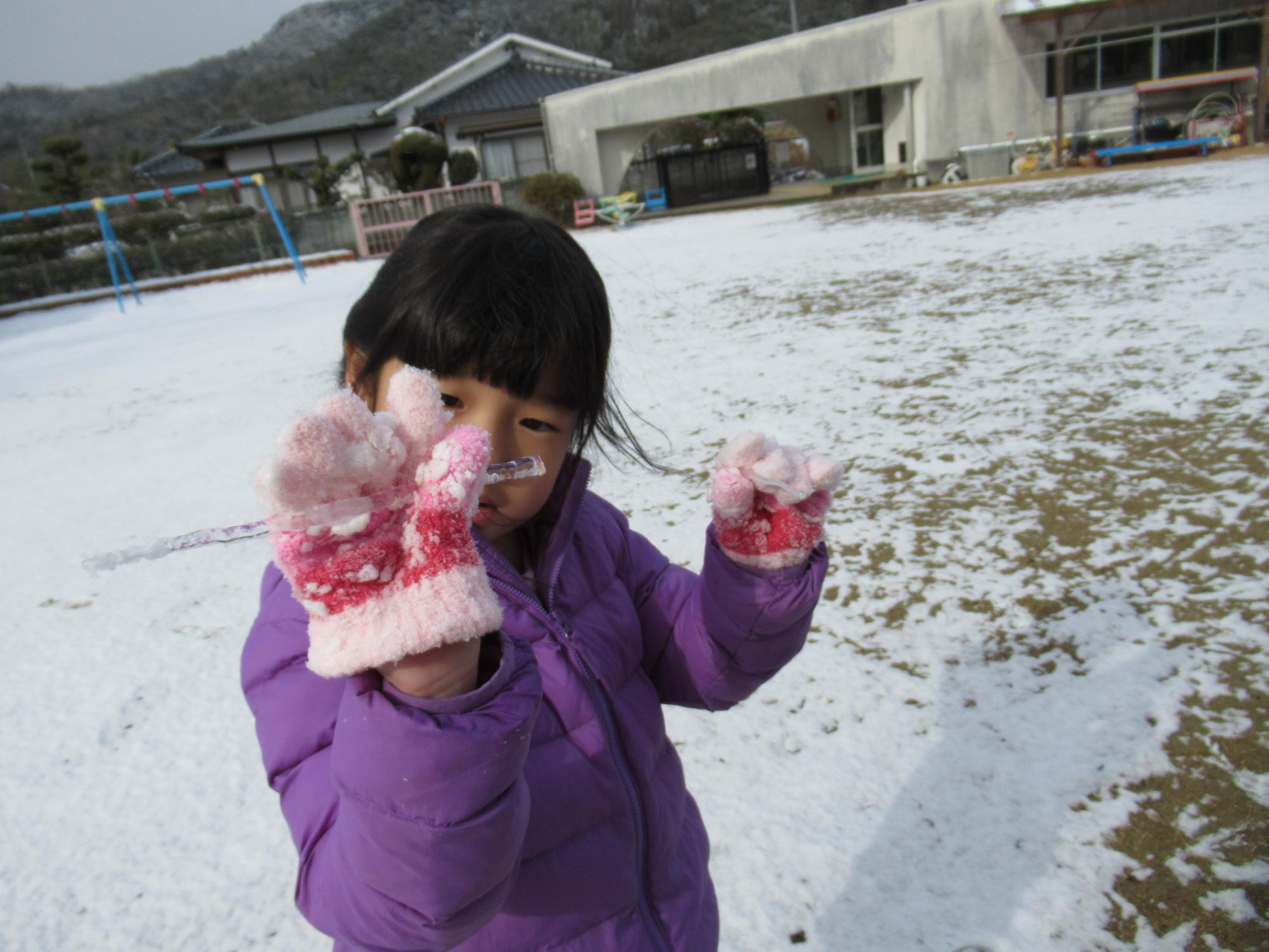 月組雪遊び