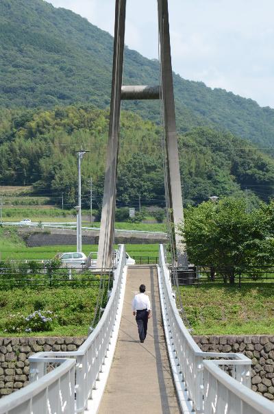 鷹栖つり橋