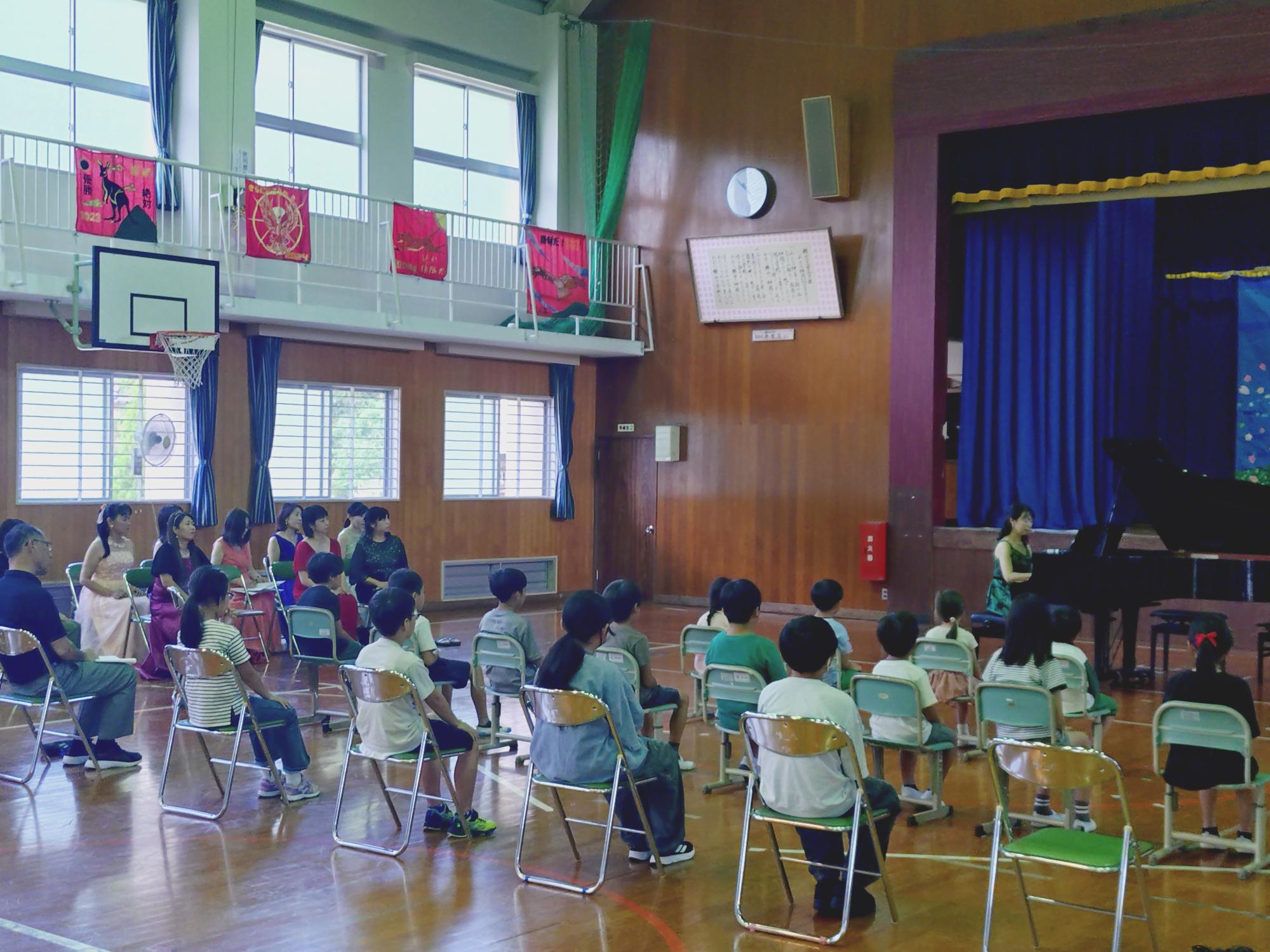 ピアノ演奏ソロ