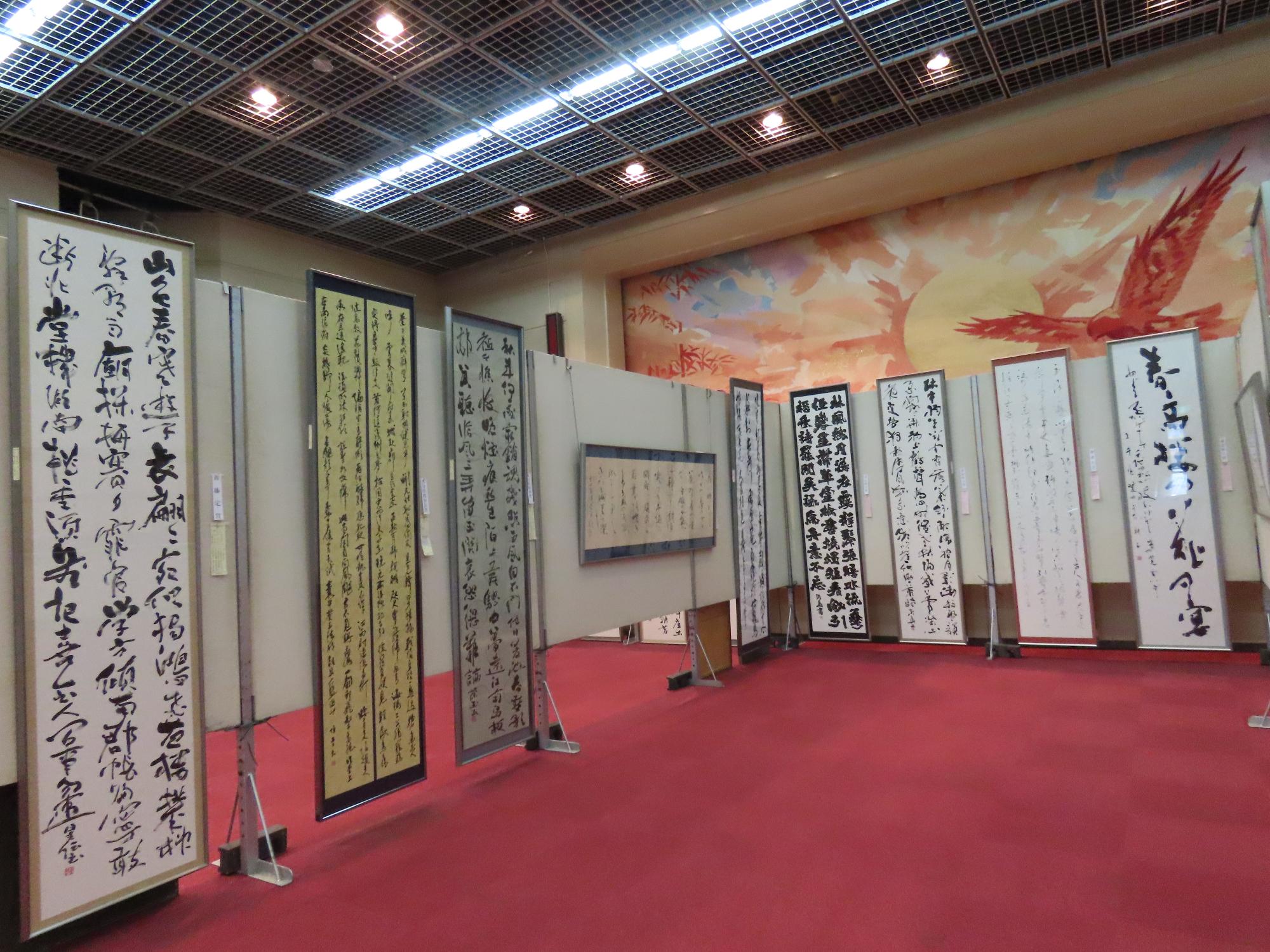 宇佐文化会館の小ホールでの書道展示