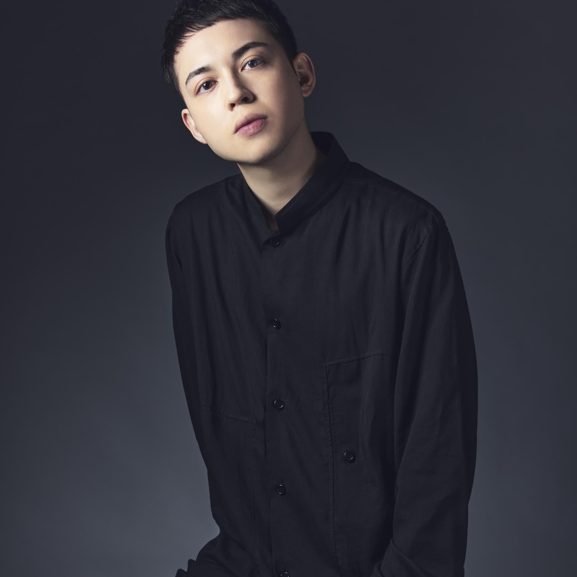 ピアノ奏者、ロー磨秀