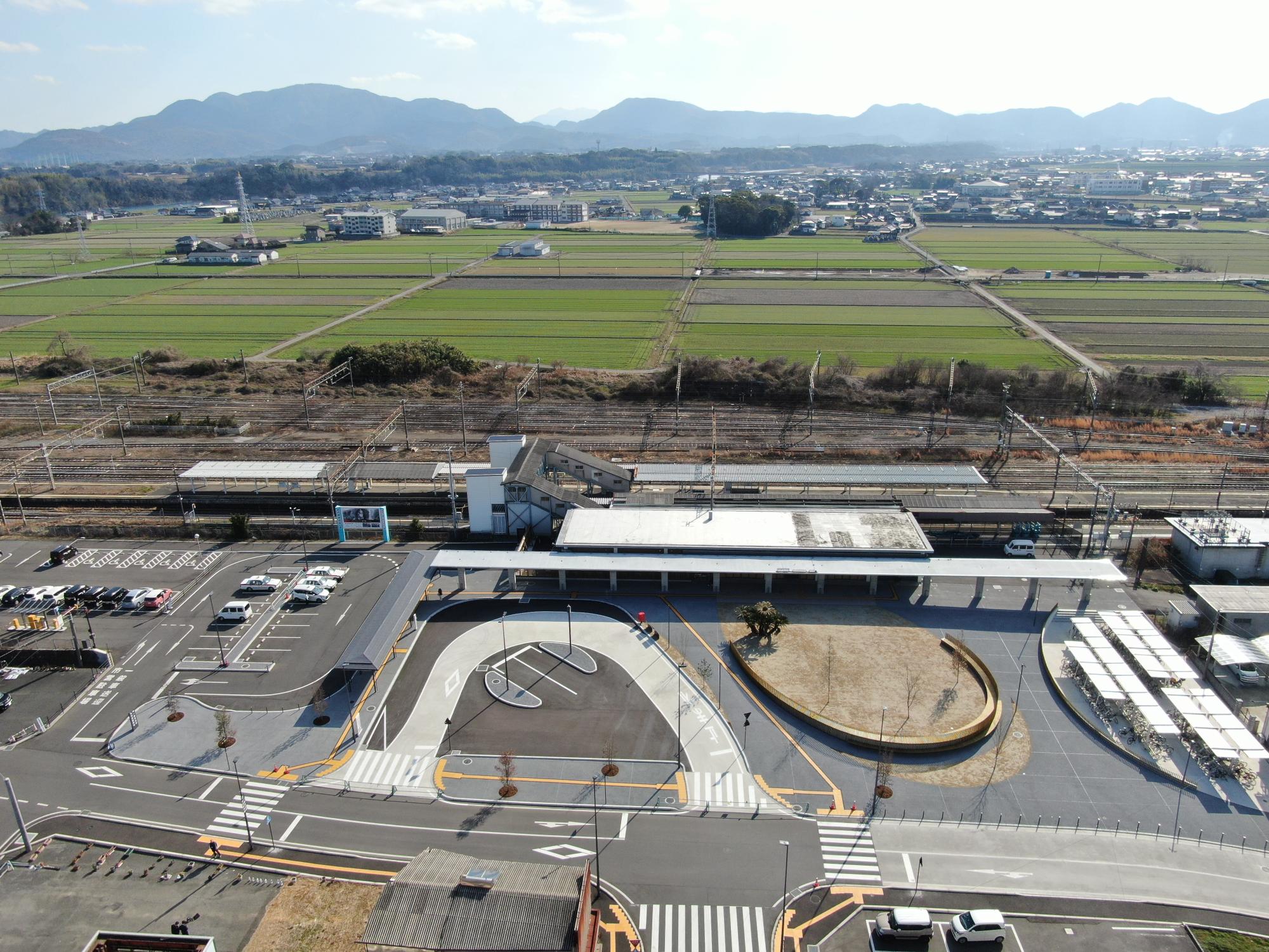 JR柳ヶ浦駅駅前広場全体写真