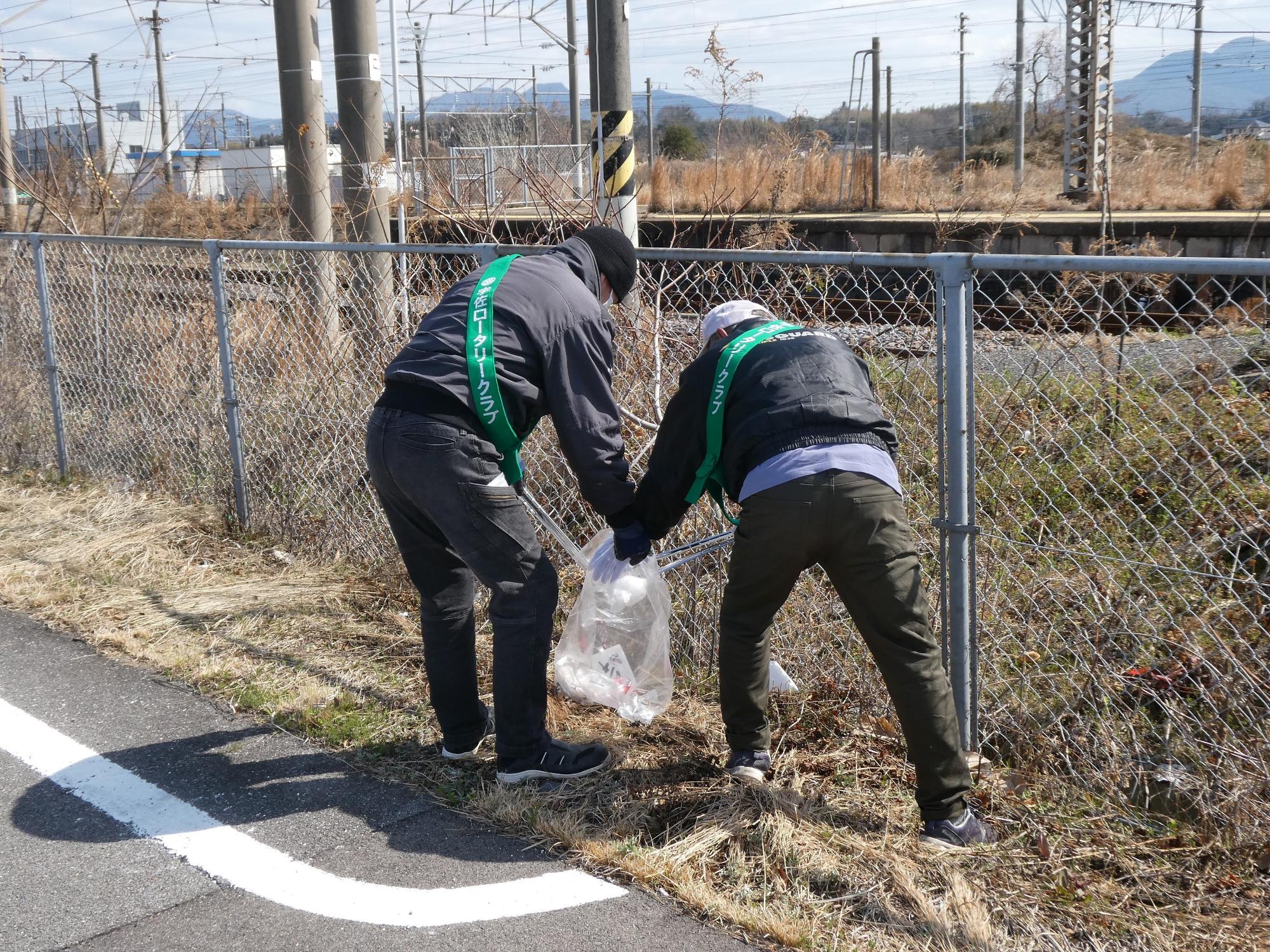 柳ヶ浦駅周辺清掃活動の様子4