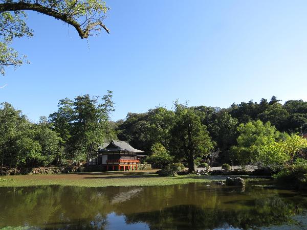 菱形池と小椋山