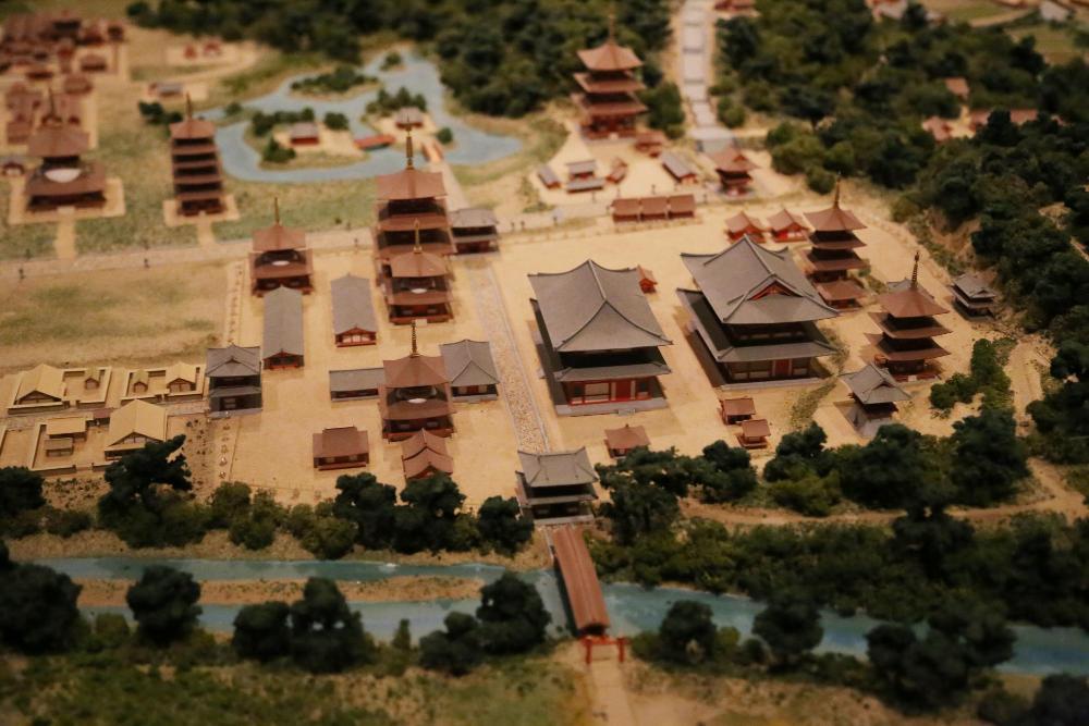 Miniature model of Mirokuji Temple (Oita Prefectural Museum of History)