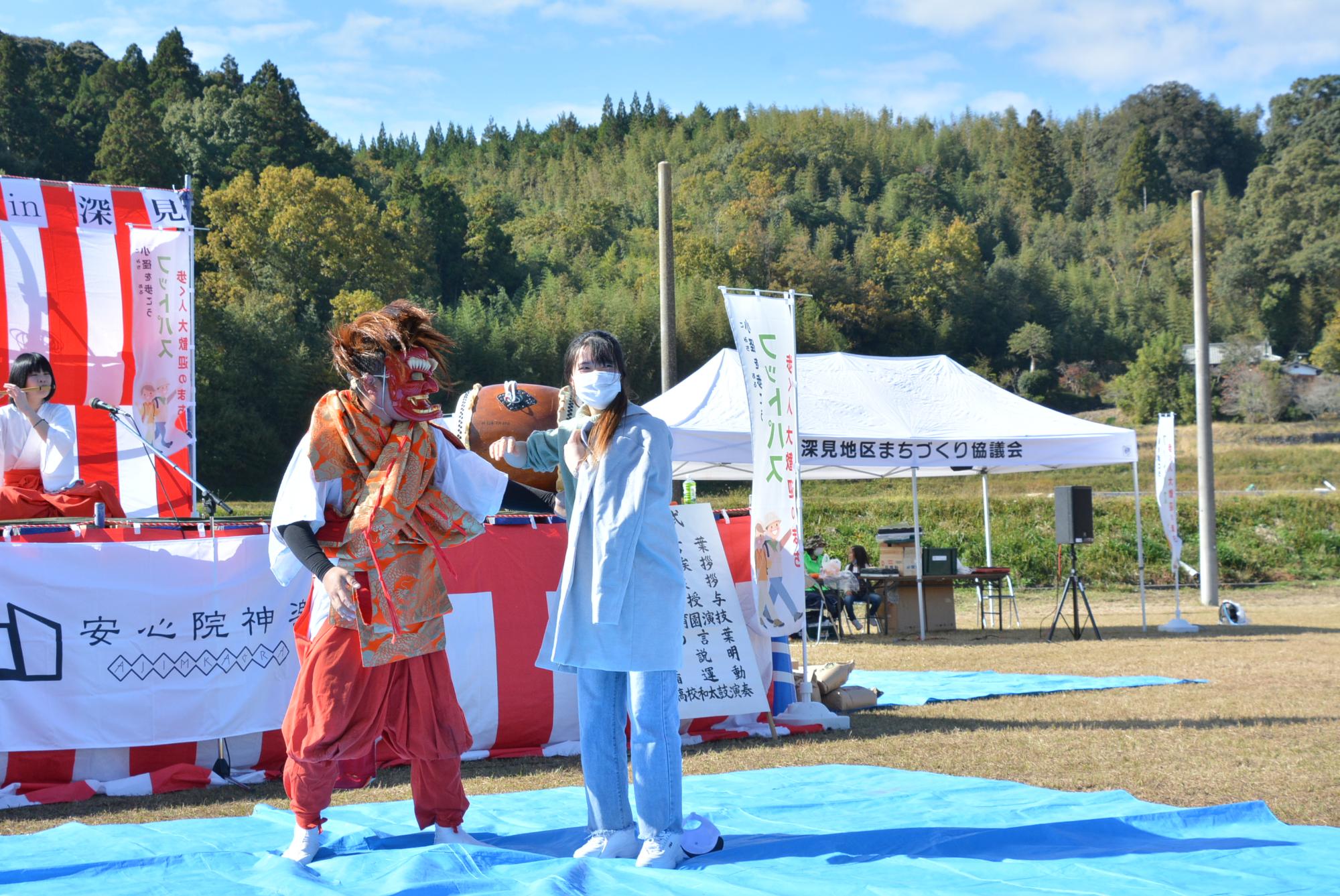 神楽演舞