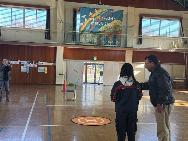 2025中部小学校ドローン体験授業02